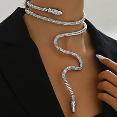 Sparkling Serpentine Choker of Olivia