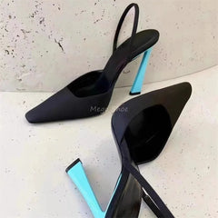 Chic Élise: Sandales à Talons Aiguilles en Soie Noire et Bleu